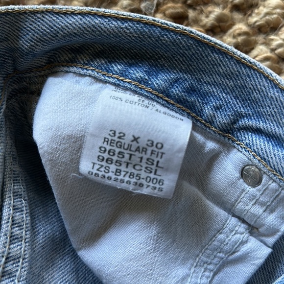 Denim - Picture 4 of 4